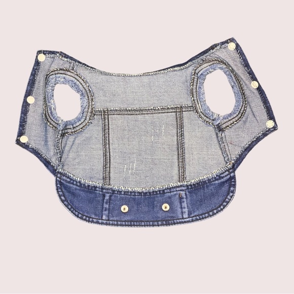 Super Cute Denim Dog Jacket with PRECIOSA MAXIMA CRYSTALS - Picture 5 of 9